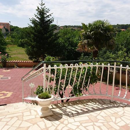 Апартаменти Countryside Family Retreat Шибеник Екстер'єр фото